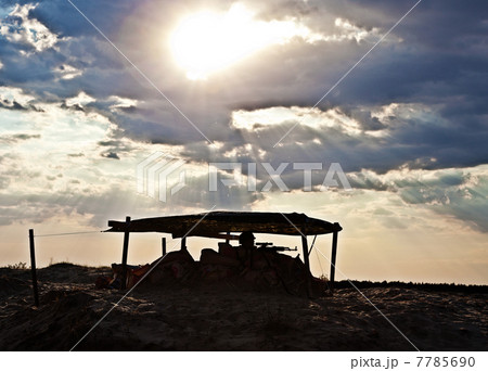 desert checkpoint 7785690