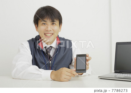 量販店店員 7786273