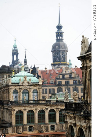 ドレスデン散策行 ドレスデン散策行 7789351