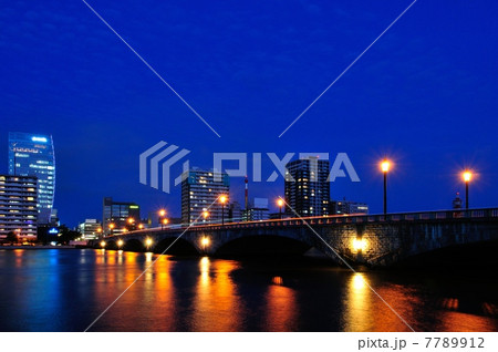 万代橋夜景 7789912