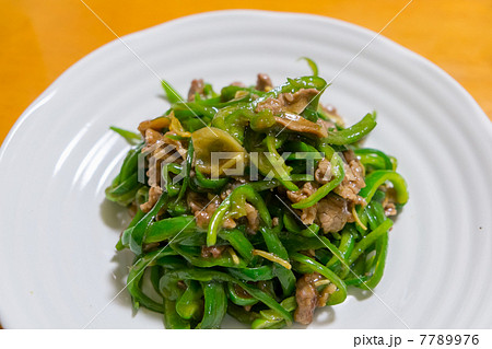 家庭のチンジャオロース 家庭のチンジャオロース 7789976