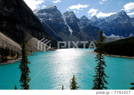 カナディアンロッキー モレーン・レイク 7791027