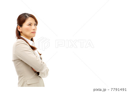 悩む女性 悩む女性 7791491