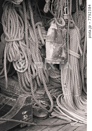 Rigging of an ancient sailing vessel 7792384