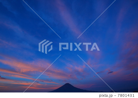 新道峠からの富士山 7801431