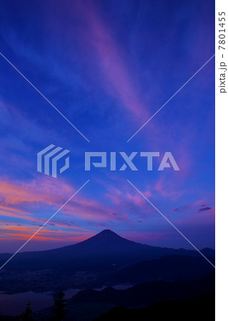 新道峠からの富士山 新道峠からの富士山 7801455