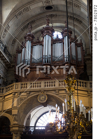 サン・ポール・サン・ルイ教会 7802972