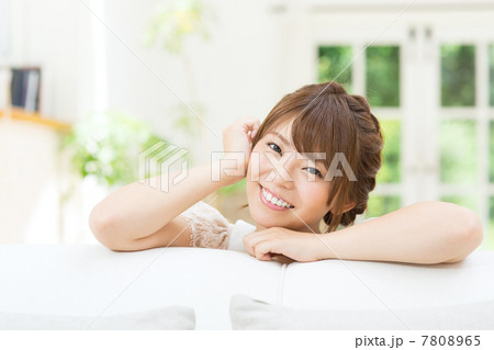 爽やかな若い女性 爽やかな若い女性 7808965