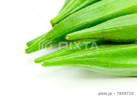 新鮮なオクラ 7809710