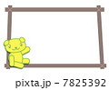 黄色いクマの木のフレーム 7825392