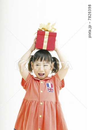 Portrait of little girl Portrait of little girl 7826398