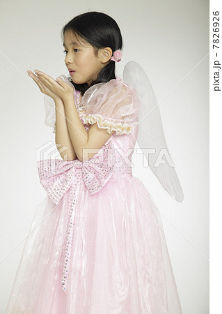 Portrait of little girl 7826926