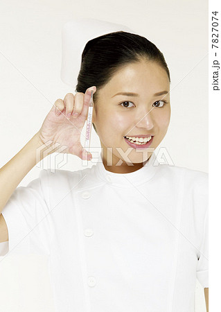 Portrait of young nurse 7827074