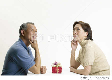 Portrait of senior couple Portrait of senior couple 7827075