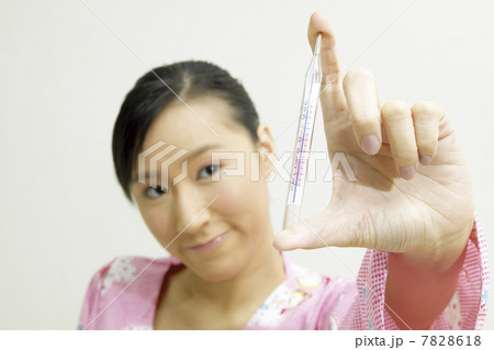 Portrait of young woman 7828618
