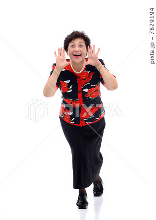 Portrait of senior woman Portrait of senior woman 7829194