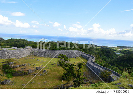 今帰仁城･大隅の石垣（沖縄県国頭郡今帰仁村） 7830005