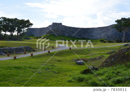 今帰仁城･外郭の石垣（沖縄県国頭郡今帰仁村） 7830011