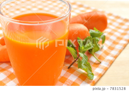 にんじんジュース 7831528