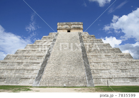 チチェンイッツァ 7835599