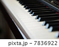 ピアノの鍵盤 7836922