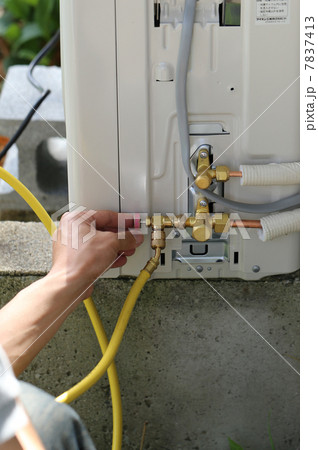 エアコン工事 7837413