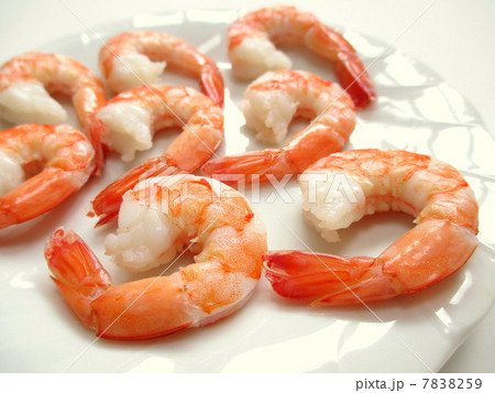 サラダ用に下ごしらえした海老 サラダ用に下ごしらえした海老 7838259