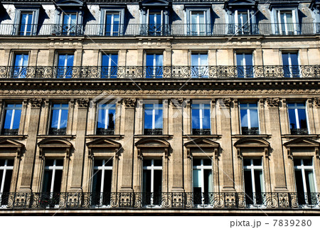 パリ建物 7839280