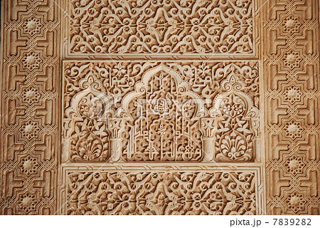 アルハンブラ宮殿のモザイク 7839282