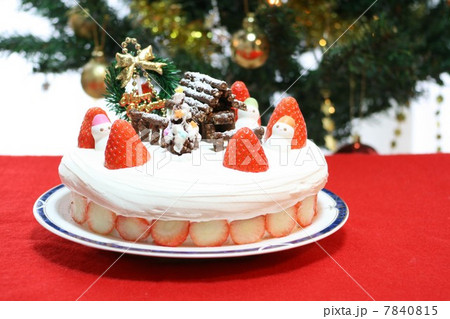 手作りのクリスマスケーキ 7840815