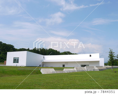 青森県立美術館 7844351