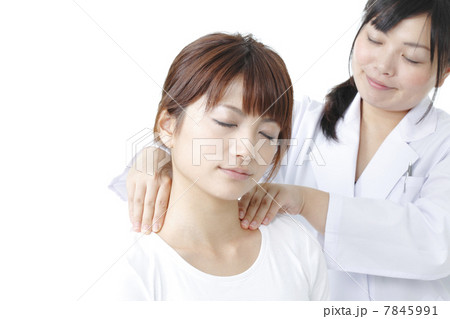 肩凝りのマッサージ 7845991