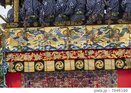 祇園祭り山鉾巡航　岩戸山 7846180