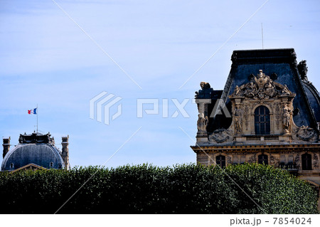 ルーブル美術館 7854024