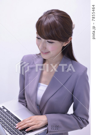 20代 ビジネスウーマン 20代 ビジネスウーマン 7855464