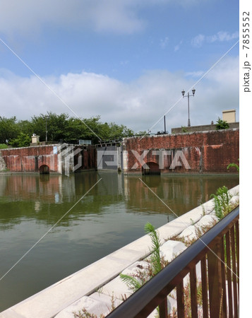 横利根閘門の開閉 7855552