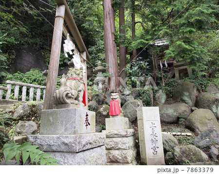 鎌倉　銭洗弁財天・上之水神宮 7863379