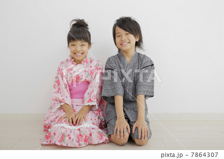浴衣の兄妹 7864307