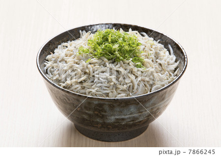 シラス丼 7866245