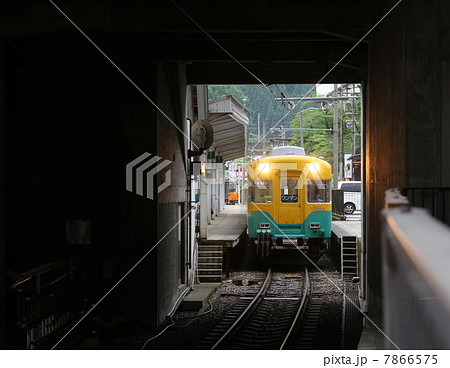 富山地方鉄道宇奈月温泉駅 7866575