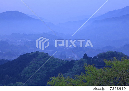 夜明け前の国見ヶ丘からの眺望 夜明け前の国見ヶ丘からの眺望 7868919