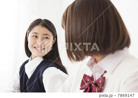 勉強する女子高生 7869147