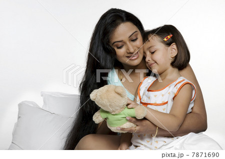 Mother with her daughter  7871690