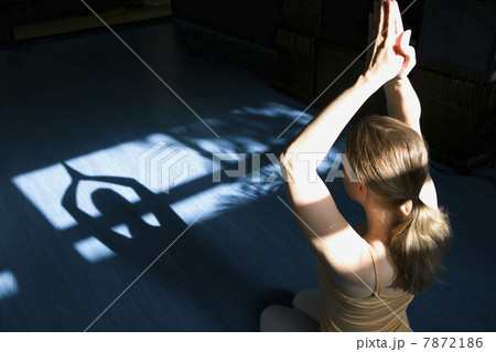 Yoga Yoga 7872186