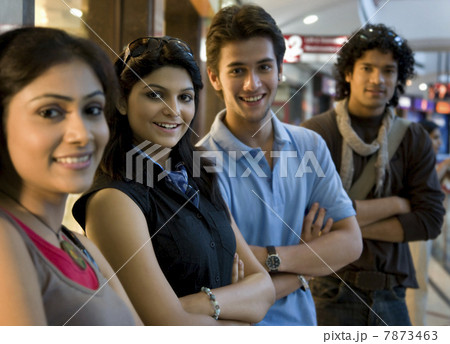 Group of friends  7873463