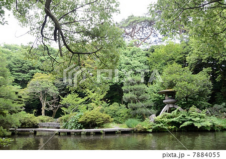 金沢・尾山神社・神苑【横】 7884055