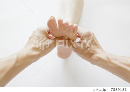 ハンドマッサージ 7889181