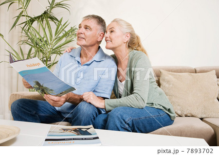Mature couple planning a holiday 7893702