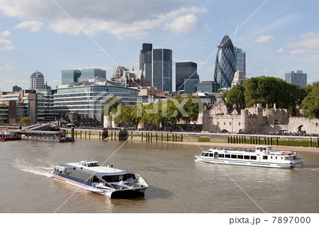 River Thames, City and Tower of London River Thames, City and Tower of London 7897000