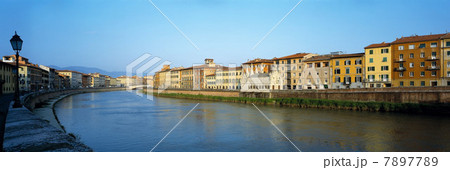 River Arno, Pisa, Tuscany, Italy 7897789